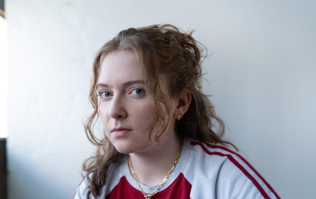 Alice Oseman headshot
