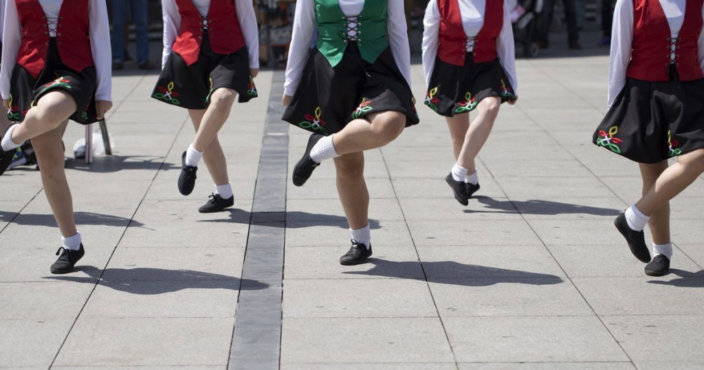 Adolescente trans abandona una competencia de baile después de que los conservadores lideraran una campaña en su contra