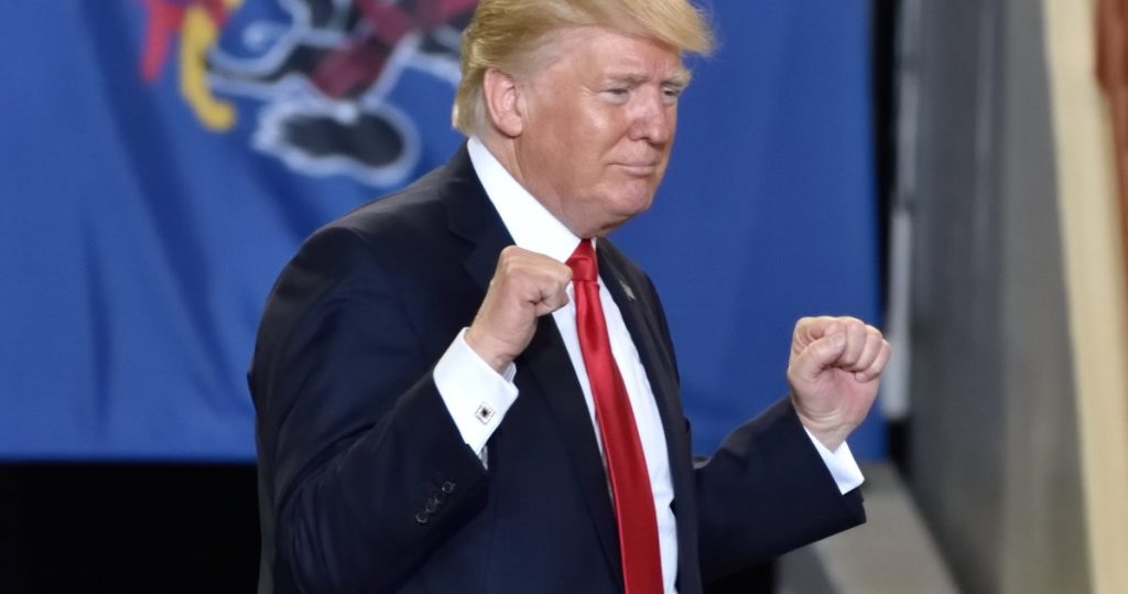 El baile de Trump se burló del equipo belga de la Copa del Mundo después de la derrota de Estados Unidos tras el escándalo de las tarjetas rojas