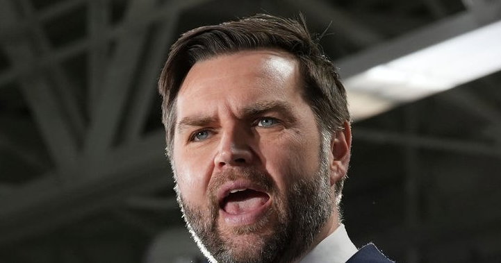 JD Vance se burla de su obsesión con lo “sugestivamente” que Biden come helado