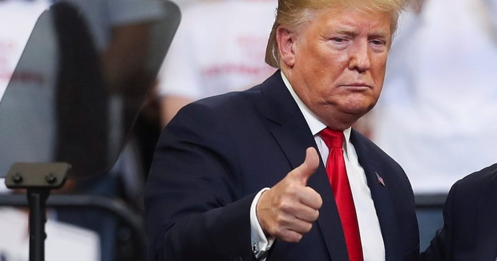 Trump pone fin al gobierno de la era Biden que apoya a los niños LGBTQ+ en hogares de acogida: “Pone a los niños en riesgo… simple y llanamente”