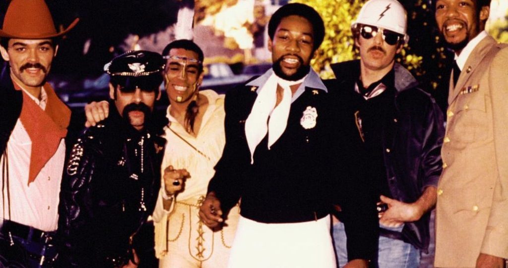 Trump se jacta de sus “enormes” manifestaciones en homenaje al fallecido cantante de “YMCA” Victor Willis